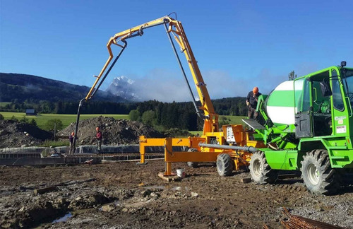 Bomba De Hormigon Autopropulsada Y Sistemas De Bombeo Desde
