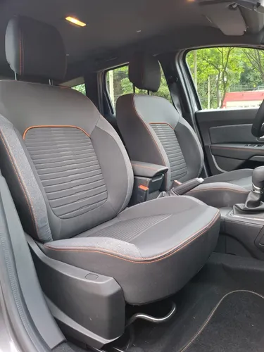 Renault Duster 1.3 T Iconic 4X2 Cvt