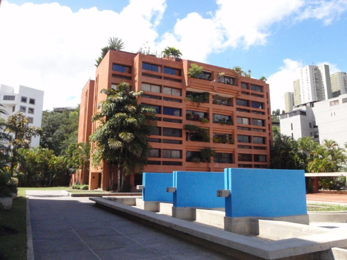 Bello Y Amplio Apartamento Remodelado En Venta Los Samanes Caracas 23-7298