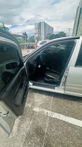 El Volkswagen Jetta 2009 Es Un Sedán Confiable, Cómodo Y Con