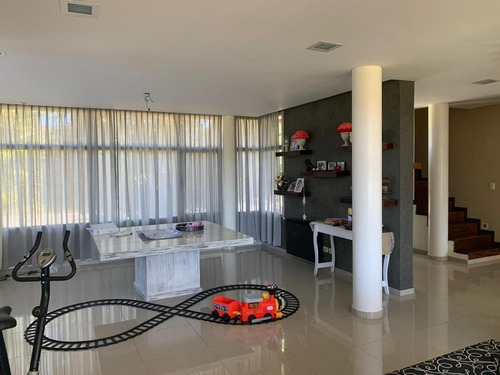 Imagen 9 de 28 de Casa En Venta En Los Ombues