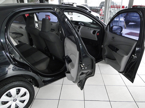 Toyota Etios Xs 5p