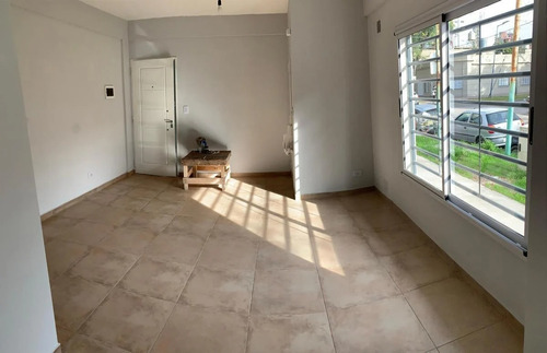 Imagen 6 de 6 de Departamento Monoambiente En Portela 95, Lomas De Zamora