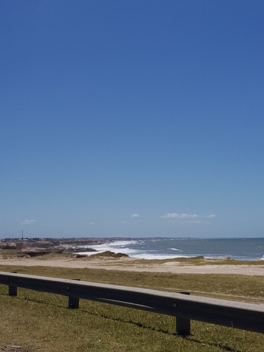Imagen 2 de 5 de Viajes A La Costa En Auto.