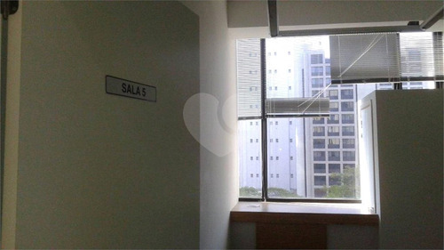Imagem 16 de 30 de Amplo Conjunto Comercial No Brookiln - Reo94934