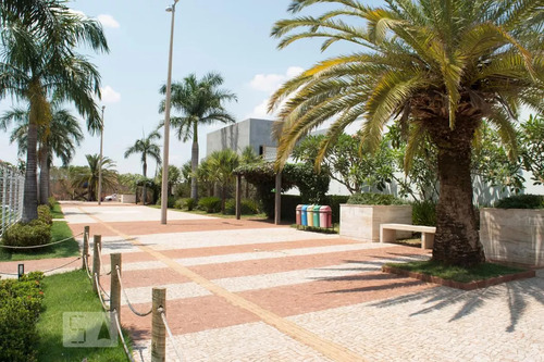 Apartamento Mobiliado P Alugar Com 51m2, 2 Quartos, 1 Banhei