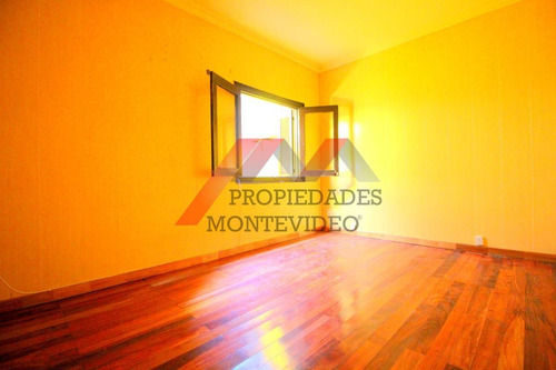 Apartamento En Venta - 2 Dormitorios - Peréz Castellanos