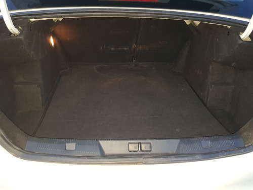 Imagen 14 de 14 de Citroën C4 Lounge 2015 2.0 Tendance Pack