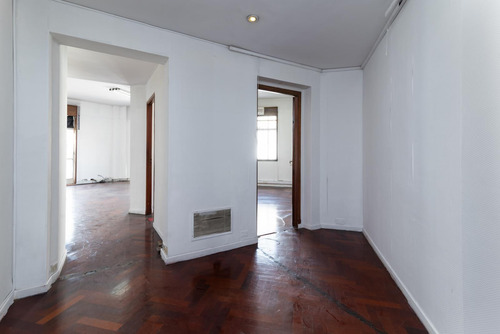 Oficina En Venta - 4 Ambientes 2 Baños - 160mts2 - Monserrat