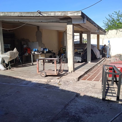 Imagen 2 de 9 de Terreno De 400m2 En Urb Nueva Segovia, Bqto. Emss Vende