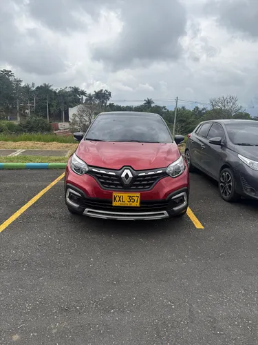 Renault Captur 1.3T Intens Cvt