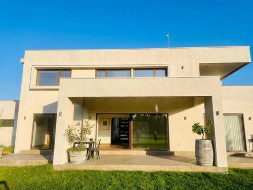 Vendo Parcela Con Hermosa Casa En Condominio