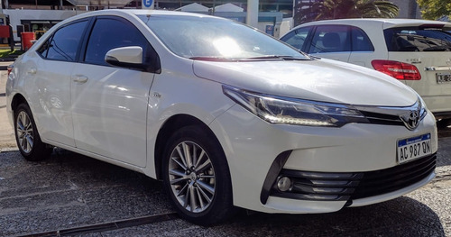 Imagen 3 de 9 de Toyota Corolla Xei Cvt 2018