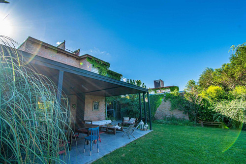 Casa En Venta En Aldea Fisherton