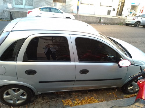 Chevrolet Corsa 1.8 Gl Aa Dh 5P