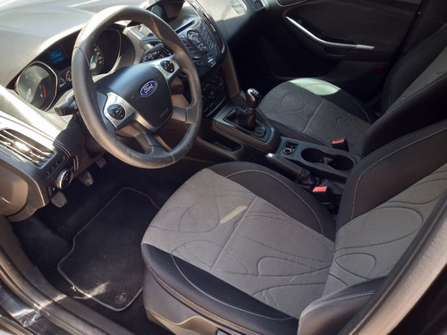 Ford Focus 1.6 S 5 Puertas