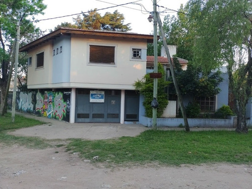 Imagen 1 de 14 de Venta Casa 4 Amb San Antonio De Padua Digna De Visitar!!!