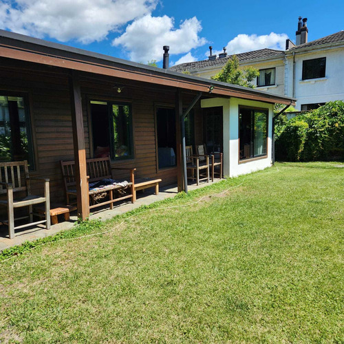Impecable Casa 3d2b Cercana A Municipalidad (90081)