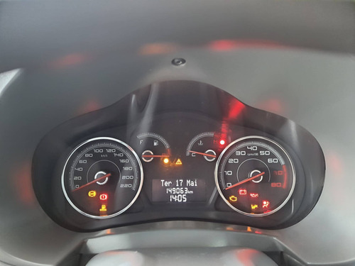 Imagem 5 de 7 de Fiat Palio 1.0 Mpi Attractive 8v Flex 4p Manual