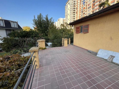 Venta Casa Esquina Sector Macul Con Quilin 448 Mts Terreno