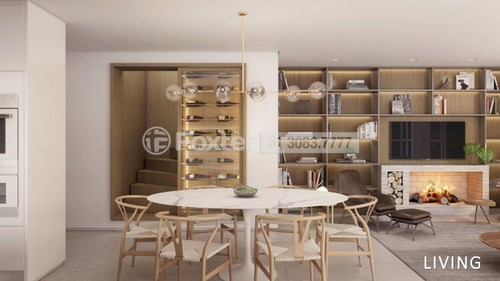 Casa Em Condomínio, 3 Dormitórios, 255.53 M², Teresópolis - 162311