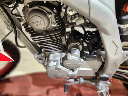 Imagen 15 de 19 de Jawa Rvm Cz 250 T Cycle World Motors Al 22/9