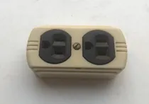 Comprar Tomacorrientes Doble Superficial Eagle 15a 125v