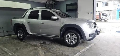 Renault Duster Oroch 2.0 Intens