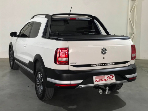 Imagem 4 de 15 de Vw Saveiro 1.6 Cross Cd - 2019