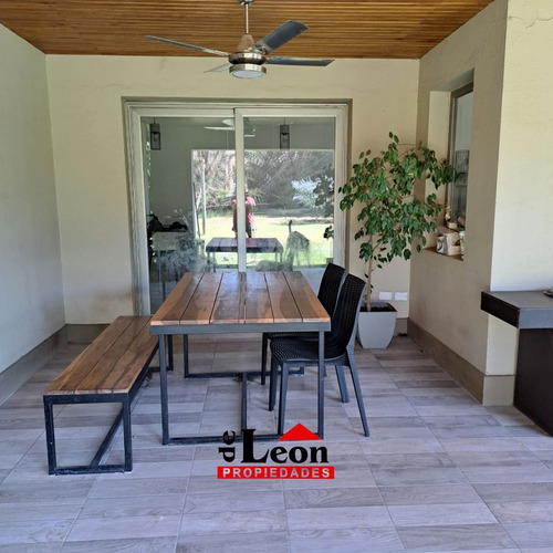 Casa En Venta De 3 Dormitorios C/ Cochera En Barrio Privado Pago Chico