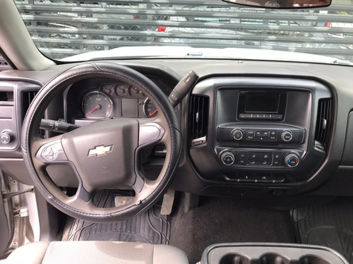 Imagen 9 de 11 de Chevrolet Silverado 2014 5.3 V8 2500 Doble Cabina 4x2 At