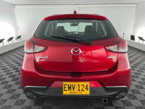 Mazda 2 GRAND TOURING