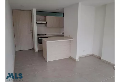Apartamento Moderno Cerca Al Parque Principal Del ...(mls#249593)