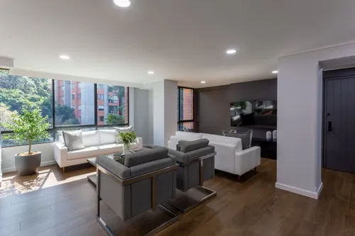 Apartamento En Venta En Loma De Los Balsos. Cod V21555