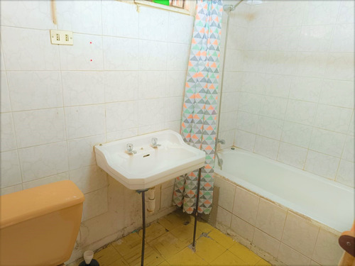 Vendo Casa 8d 2b Ubicada En Sector De San Bernardo