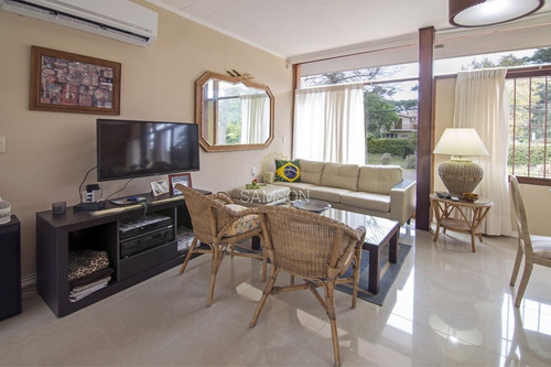 Venta Casa De 3 Dormitorios Con Jardín San Rafael, Punta Del Este.- Ref: 13