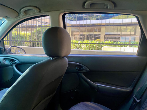 Ford Focus 1.6 Sedan One Ambiente Mp3