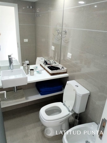 Imagen 6 de 16 de Apartamento En Alexander Boulevard, 2 Dormitorios