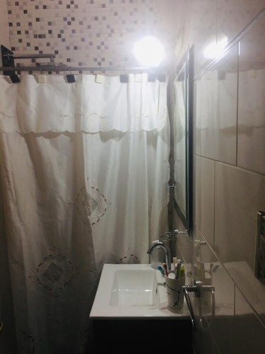 Imagen 5 de 10 de Casa Ph Al Frente De 4 Ambientes En Venta - Moron Sur