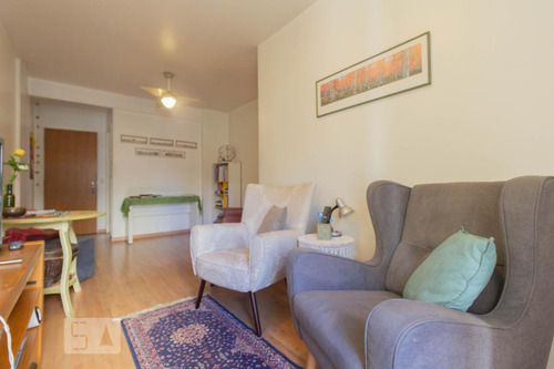 Apartamento À Venda - Vila Madalena, 2 Quartos, 57 - S893047023