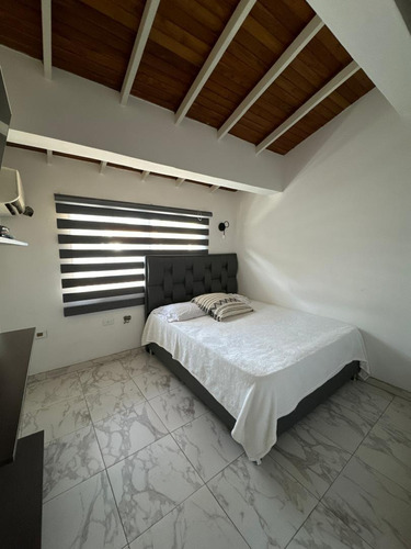Townhouse En Naguanagua, Carabobo, En El Conjunto Residencial Brisas Del Manantial. Zc.o