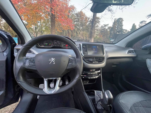 Imagen 6 de 17 de Peugeot 208