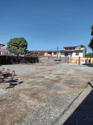 Lote y casalote en venta