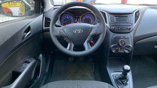 Imagem 11 de 12 de Hyundai Hb20 1.0 Unique 12v Flex 4p Manual