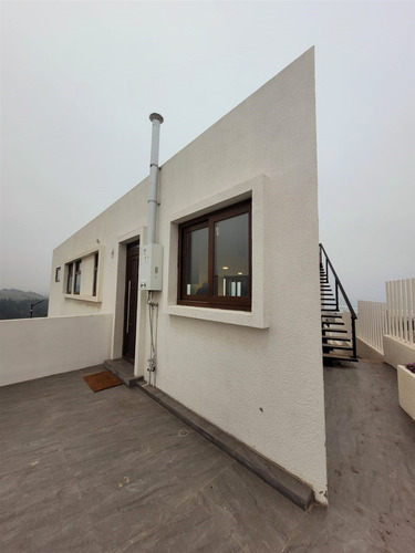 Casa En Venta De 3 Dorm. En Quintero