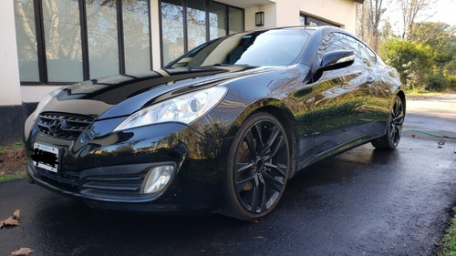 Imagen 8 de 10 de Hyundai Genesis 2012 2.0 Coupe T 210cv Mt