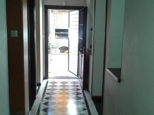 Imagen 10 de 15 de Casa En Venta En 10 Entre 38 Y 40