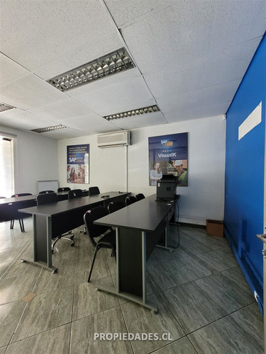 Local Comercial En Arriendo En Providencia