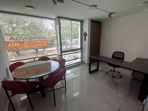 Alquiler - Oficina- Edificio El Cristal