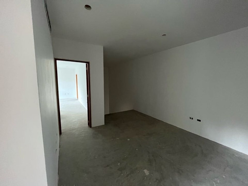 Imagen 13 de 28 de Venta Apartamento Ph 236 M2 4h/5b/4p Lomas De Las Mercedes